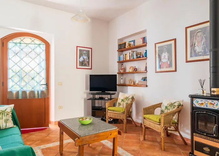 Sa Domu De Ettore * Santa Maria Navarrese